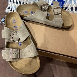 New Birkenstock Arizona taupe suede sandals 39 8